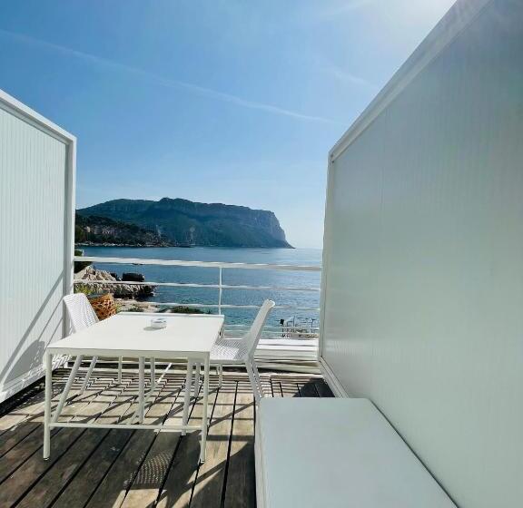 Standard Room Sea View with Balcony, & Spa De La Plage  Mahogany