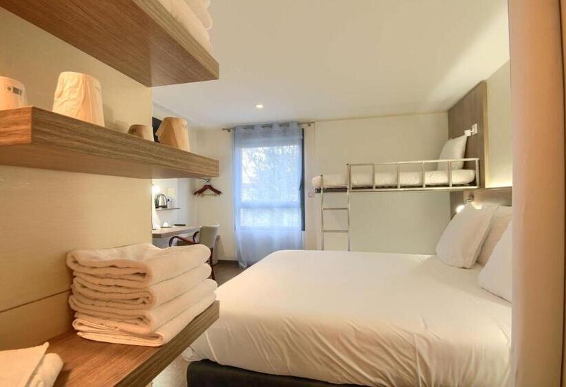 Chambre Familiale, Sure  By Best Western Reims Nord