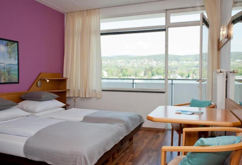 اتاق استاندارد با بالکن, Tennis & Yacht Hotel Velden