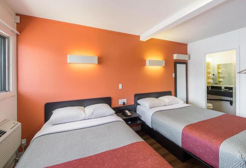 اتاق استاندارد با 2 تخت دوبل, Motel 6 Cranbrook, Bc