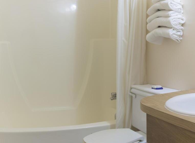 اتاق استاندارد با 2 تخت دوبل, Sun Dek Motel