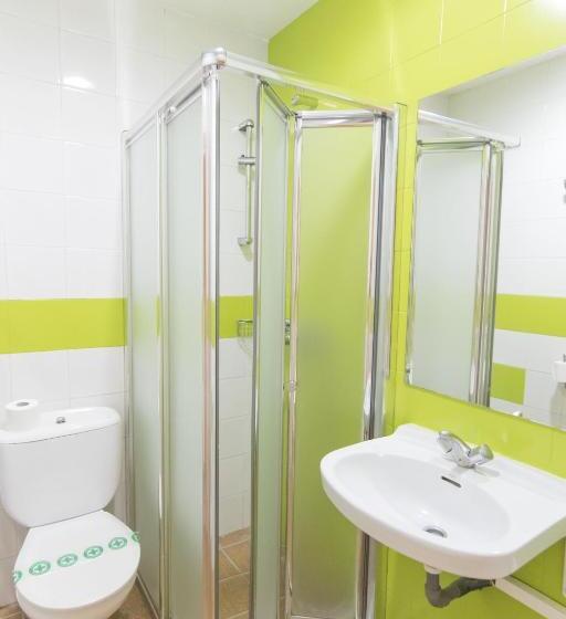 تختخواب در اتاق مشترک, Albergue Inturjoven Granada