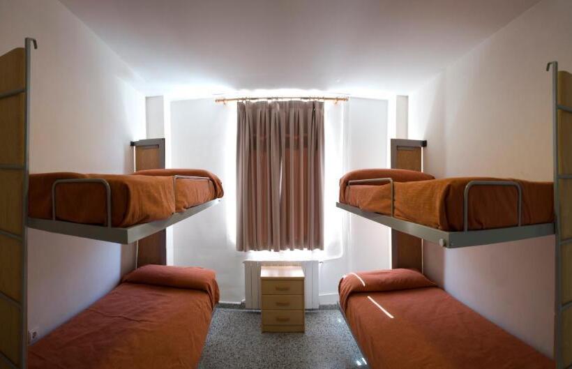 اتاق استاندارد چهار تخته, Albergue Inturjoven Granada