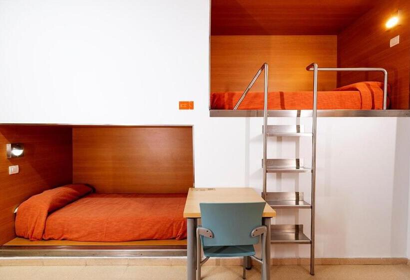 Cama en Habitación Compartida, Albergue Inturjoven Torremolinos