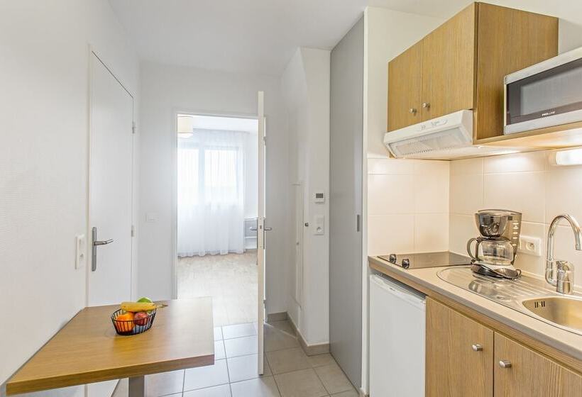 Apartament 1 Sypialnia, Appart City Confort Amiens Gare