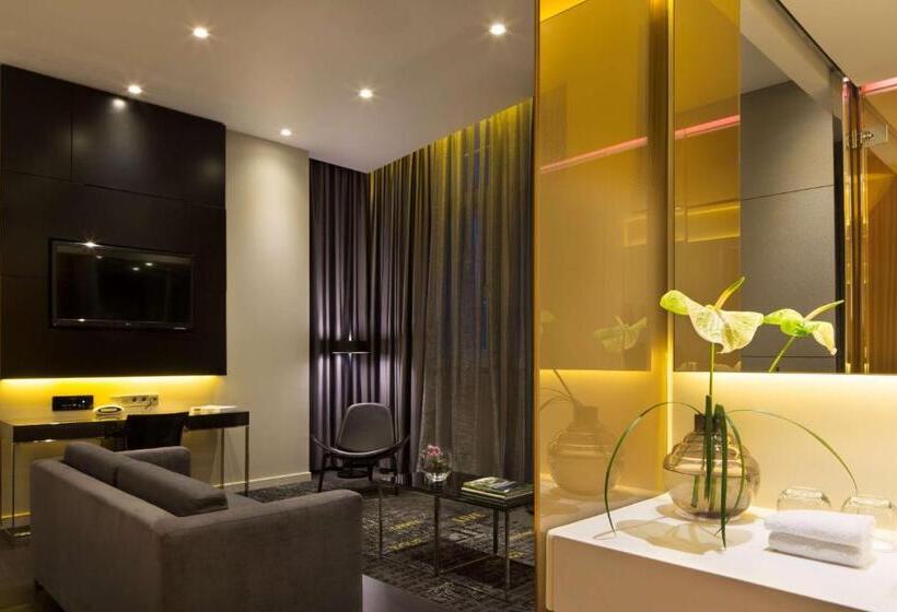 Junior Suite met Kingsize Bed, Art Otel Amsterdam, Powered By Radisson Hotels