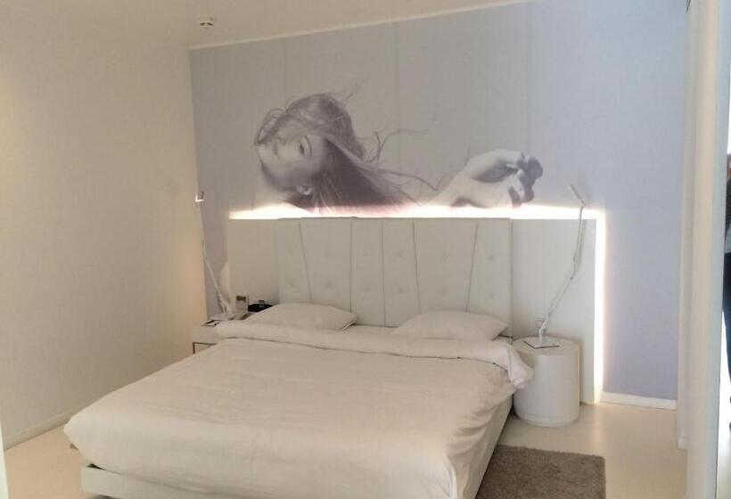 آپارتمان 1 خوابه با تراس, B Aparthotel Regent