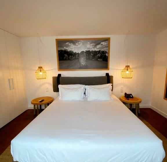 سوئیت پریمیوم, The Lince Ecorkhotel évora