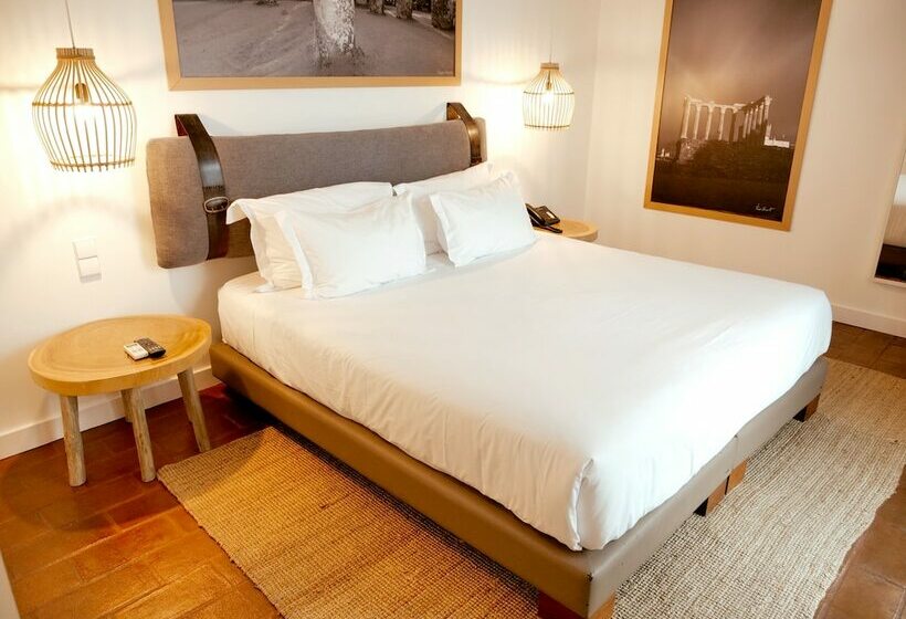 سوئیت پریمیوم, The Lince Ecorkhotel évora