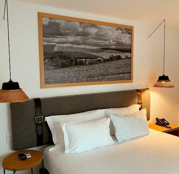سوییت خانوادگی, The Lince Ecorkhotel évora