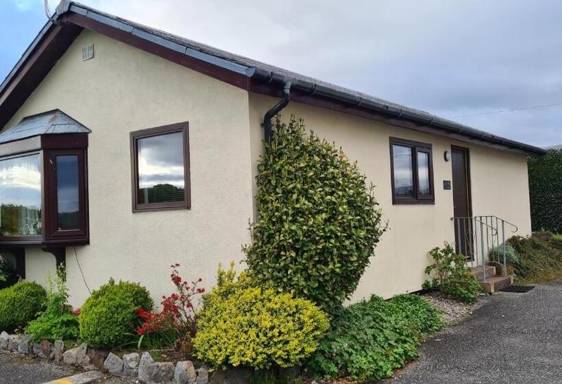 کابین, Hawthorn Self Catering Cottages