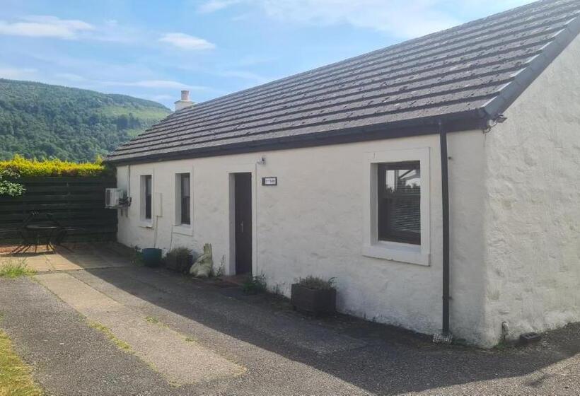 اتاق استاندارد, Hawthorn Self Catering Cottages