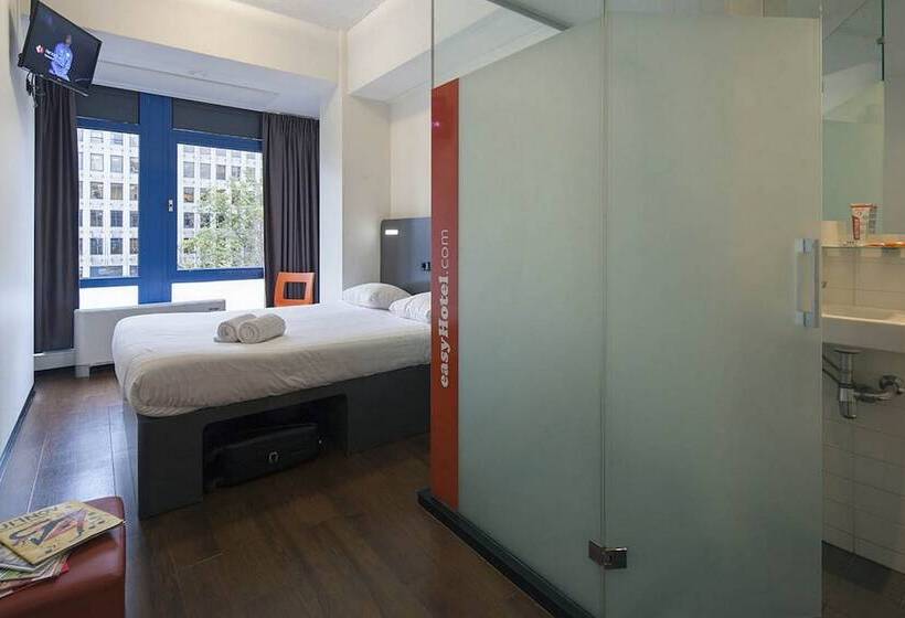 اتاق استاندارد, Easyhotel Rotterdam City Centre