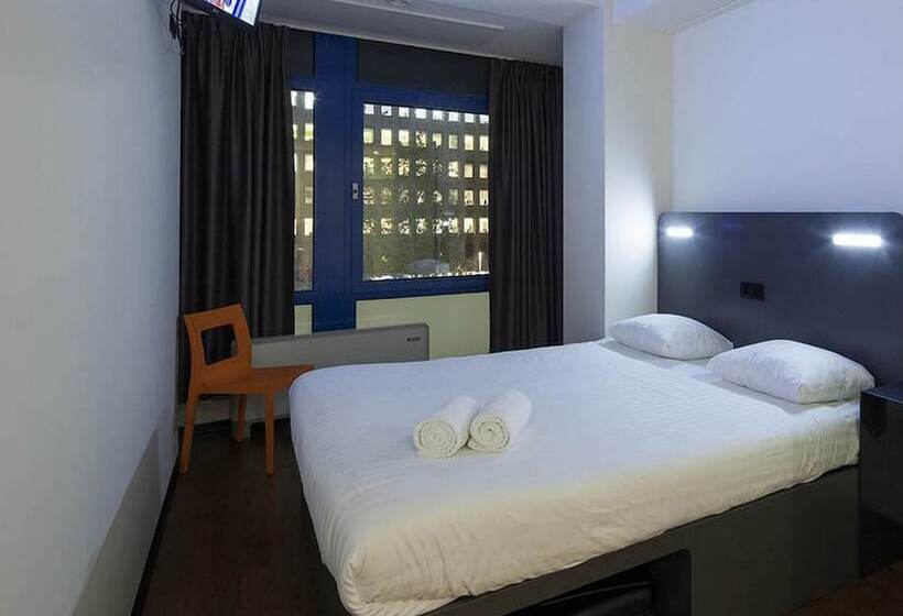 اتاق استاندارد, Easyhotel Rotterdam City Centre