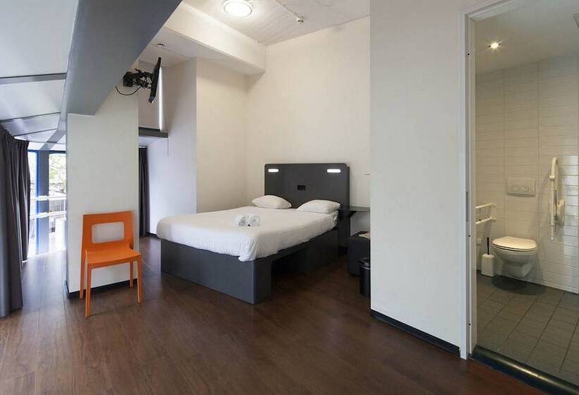 اتاق سوپریور برای معلولان, Easyhotel Rotterdam City Centre