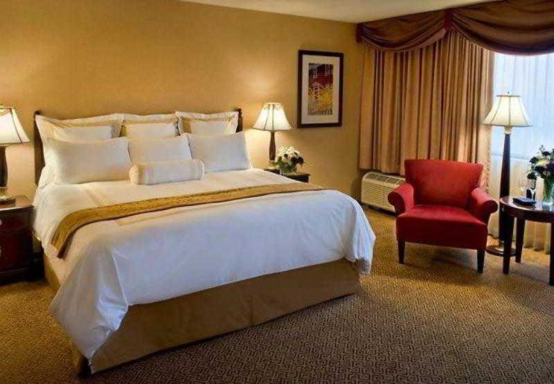 اتاق سوپریور برای معلولان, Easyhotel Rotterdam City Centre