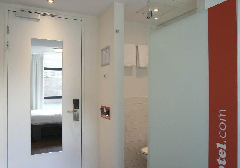 اتاق عادی, Easyhotel Rotterdam City Centre
