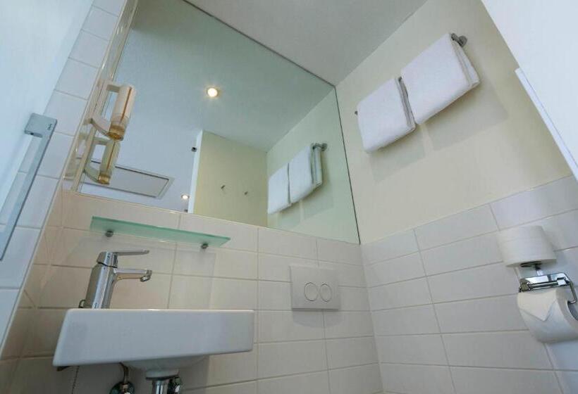 Habitació Superior, Easyhotel The Hague City Centre