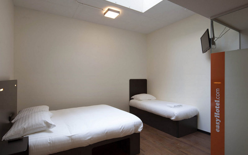 Habitació Triple Estàndard, Easyhotel The Hague City Centre