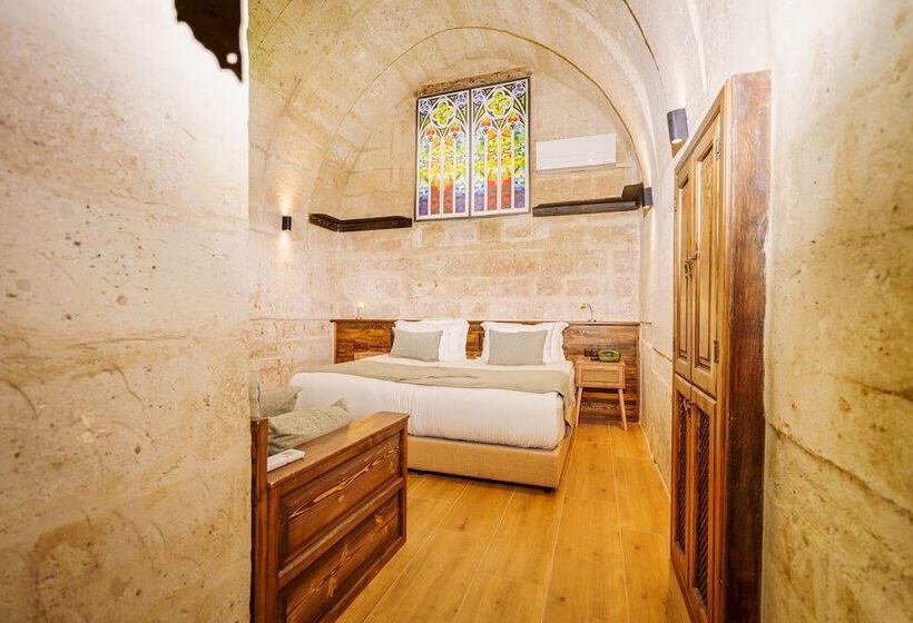 Quarto Superior, Fresco Cave Suites Cappadocia