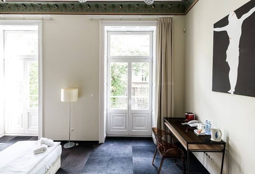 اتاق لوکس, Home Apart