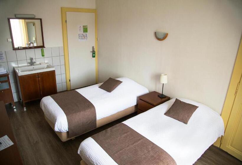 Ortak Banyolu Standart Oda, Hôtel Du Marché