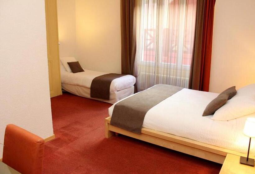 Üç Kişilik Standart Oda, Hôtel Du Marché