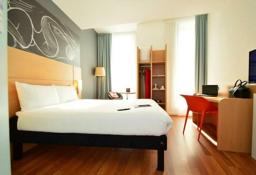 اتاق پرمیوم, Ibis Edinburgh Centre South Bridge – Royal Mile