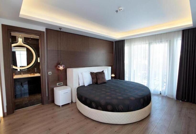 Junior Suite, Istanbul Dora