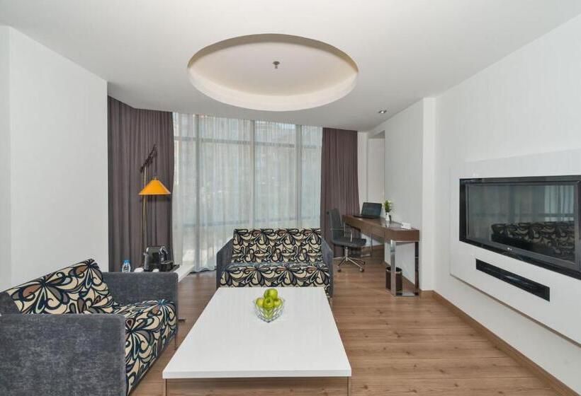 Suite Junior, Istanbul Dora