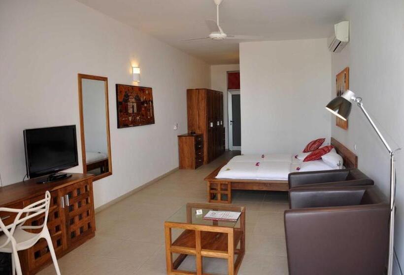 اتاق استاندارد با چشم‌انداز دریا, Leo S Beach Hotel   Adults Only