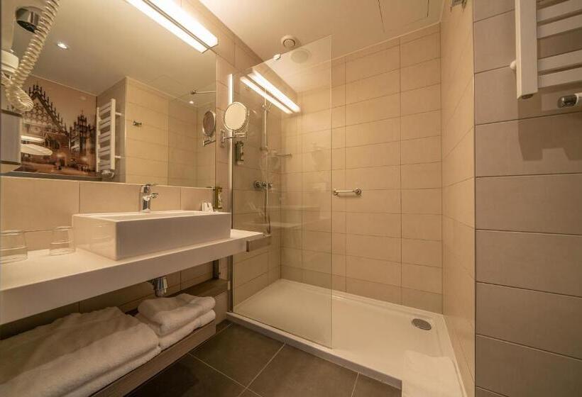 اتاق لوکس, Q Hotel Plus Wrocław