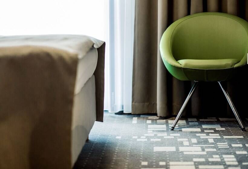اتاق استاندارد, Q Hotel Plus Wrocław
