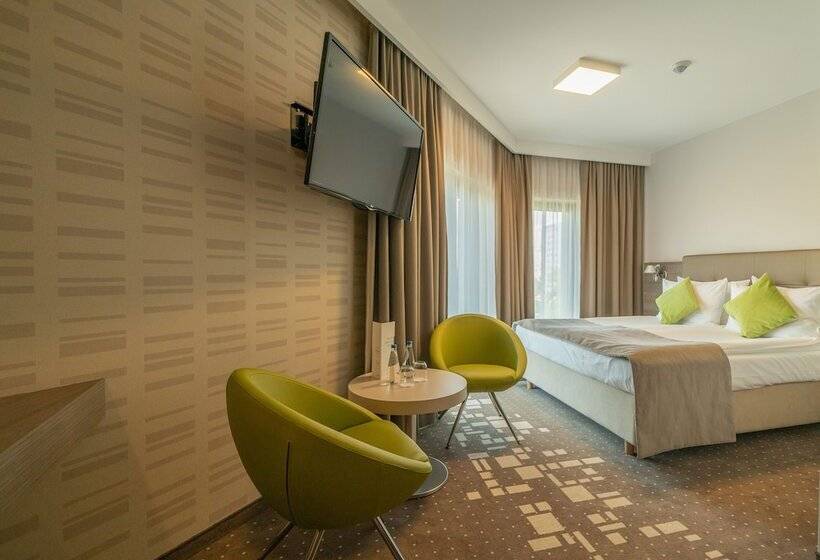 اتاق استاندارد یک نفره, Q Hotel Plus Wrocław