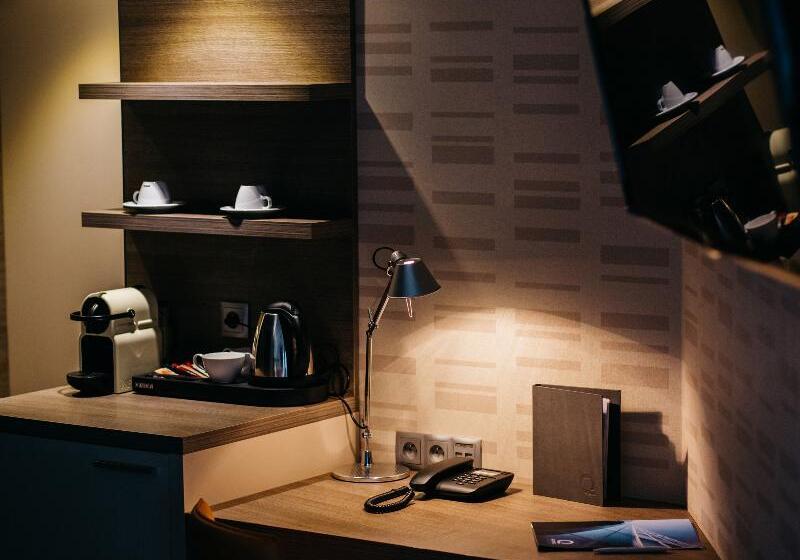 اتاق استاندارد, Q Hotel Plus Wrocław