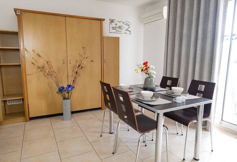 1 Bedroom Apartment, Residence Le Saint Esteve