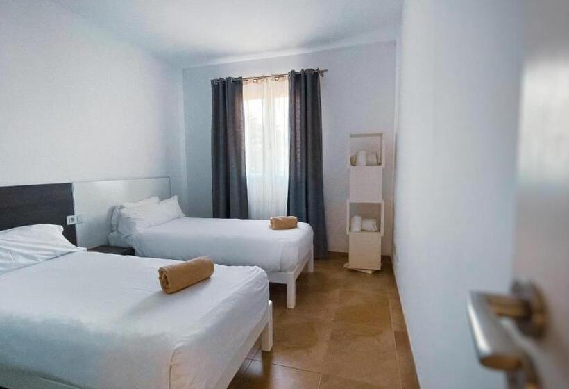 ویلای 4 خوابه, Lago Resort Menorca  Villas & Bungalows Del Lago