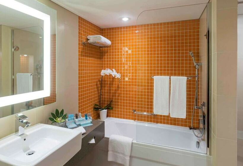 سوئیت 2 خوابه, Novotel Dubai Al Barsha