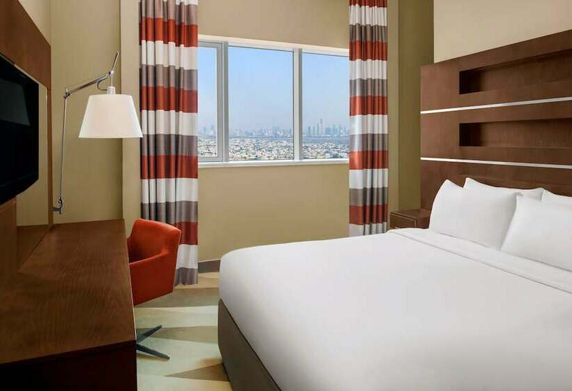 Suite, Novotel Al Barsha