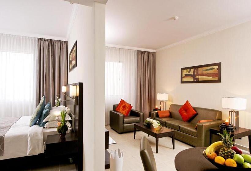 سوییت اجرایی, The Royal Riviera Hotel Doha
