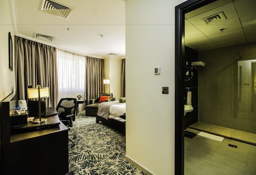 سوییت اجرایی, The Royal Riviera Hotel Doha