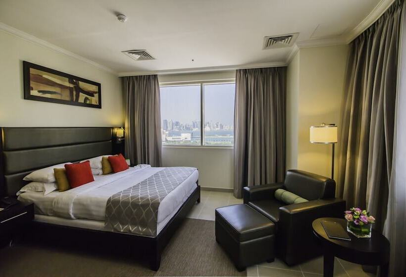 سوییت اجرایی, The Royal Riviera Hotel Doha