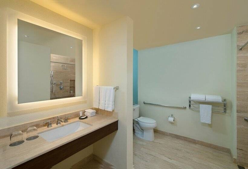 سوییت جونیور با چشم‌انداز دریا, The Westin Puntacana Resort