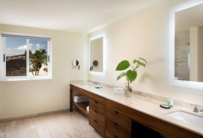 سوییت جونیور با چشم‌انداز دریا, The Westin Puntacana Resort