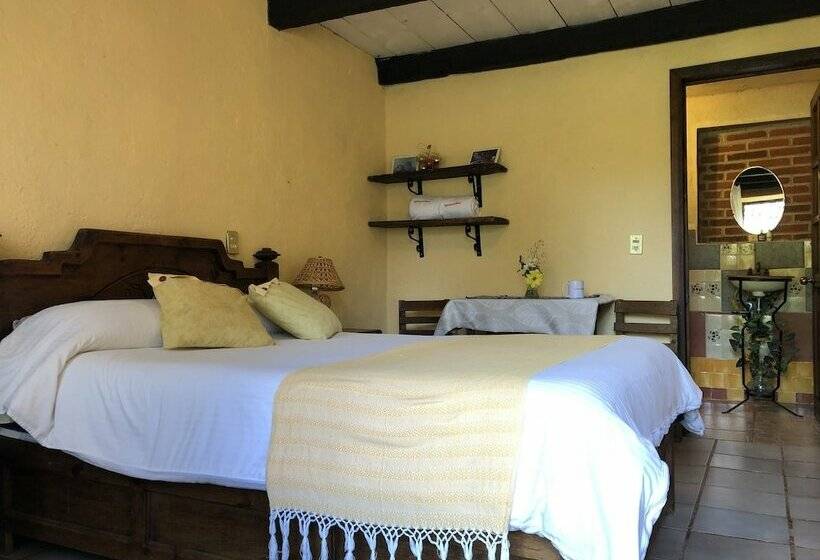 اتاق رمانتیک, Rancho Coyotepec