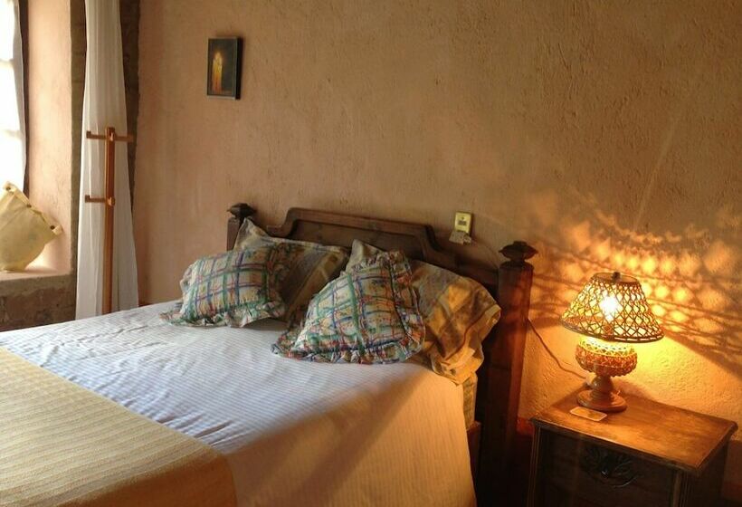 اتاق رمانتیک, Rancho Coyotepec
