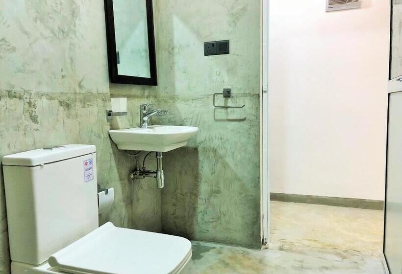 اتاق لوکس با بالکن, Sunflower Beach Resort