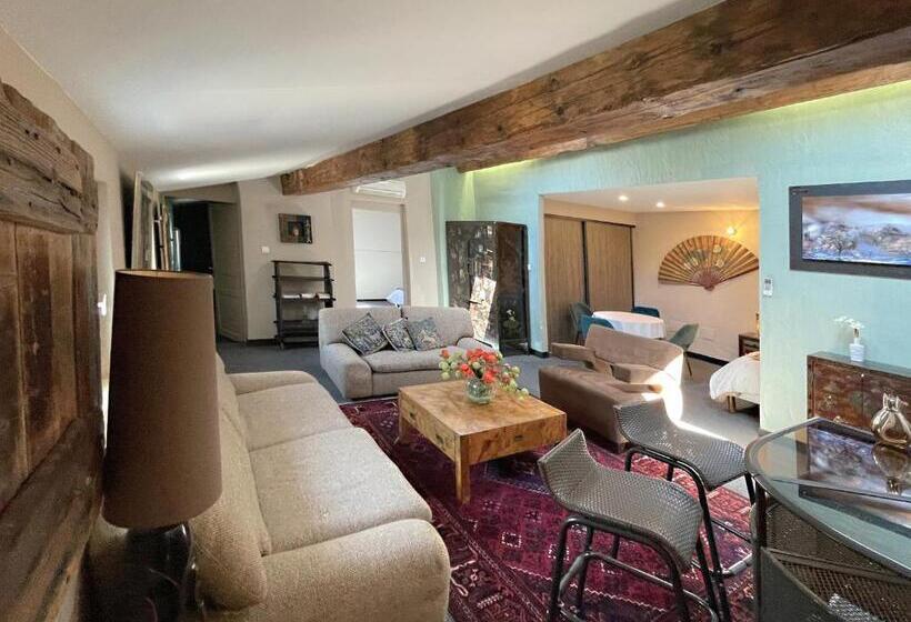 Люкс Вид на Реку, Hôtel Particulier Maison Artishow