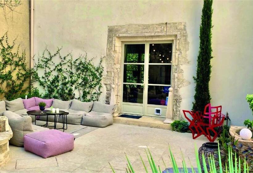 Вилла с 1 спальней и бассейном, Hôtel Particulier Maison Artishow