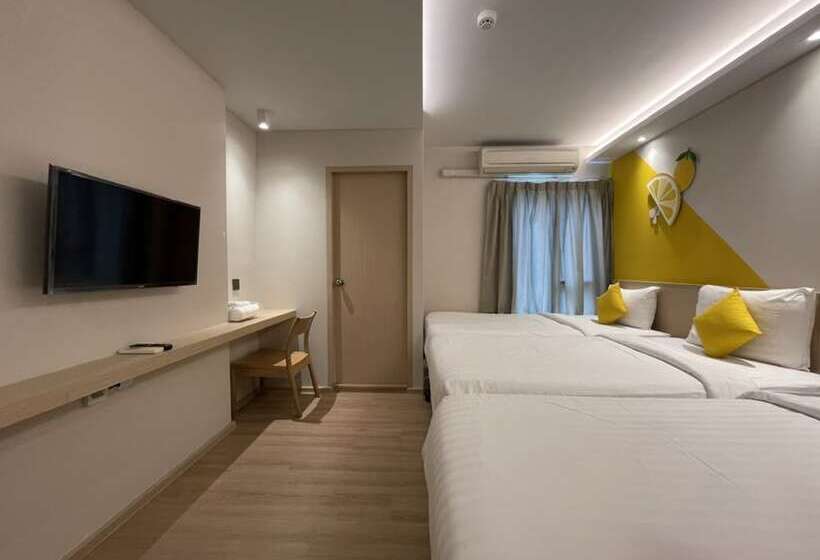 اتاق لوکس سه تخته, Lemontea  Bangkok